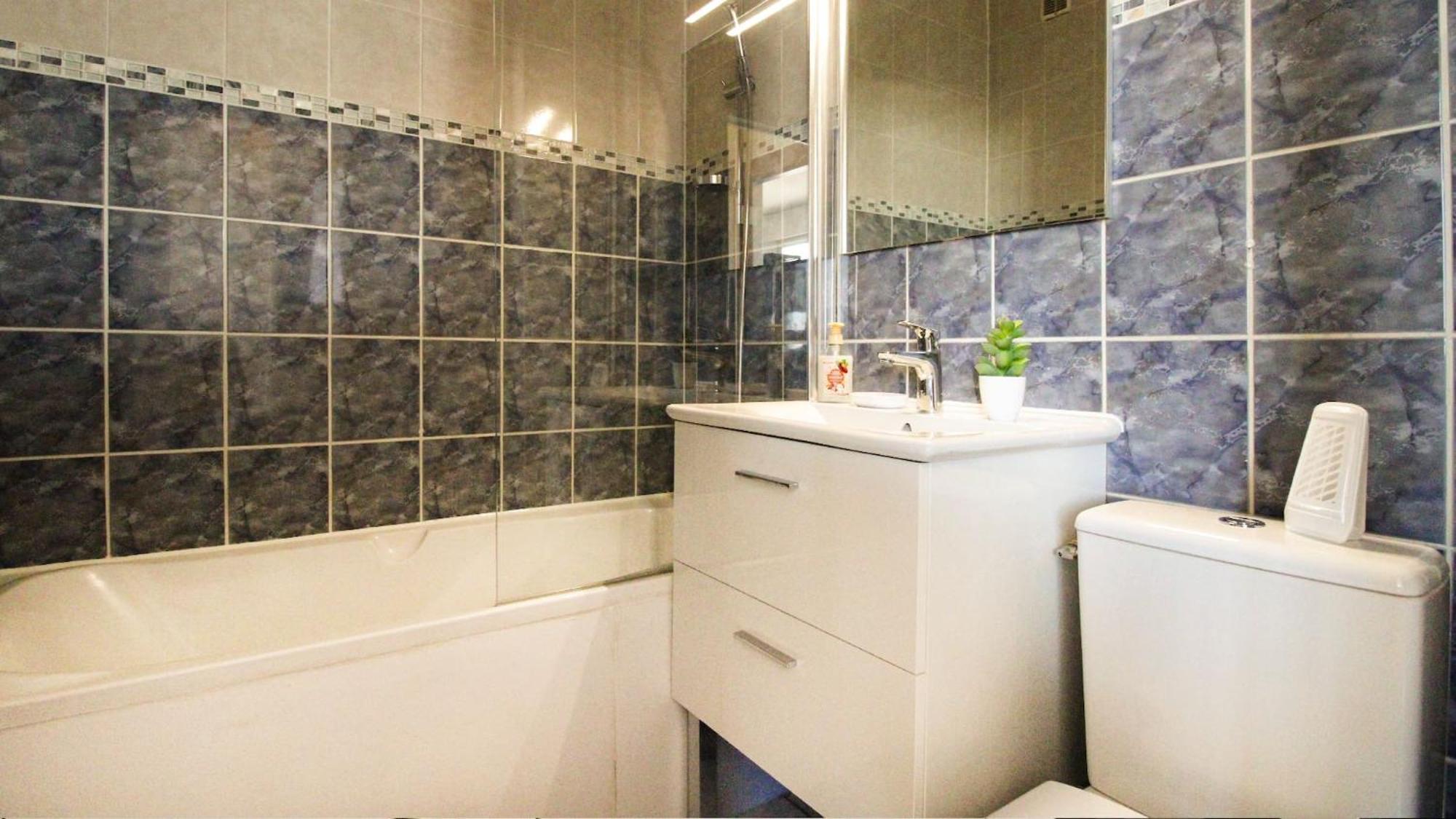 Homey Infinity New/Centre/Proche Geneve آنماس المظهر الخارجي الصورة